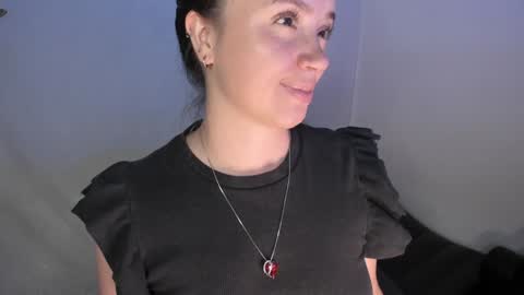 Snapshot of milysauria_ chatting on 28, 12, 2024 Mily  online show from 28, 12, 2024