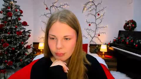 Kelly online show from 5, 12, 2024