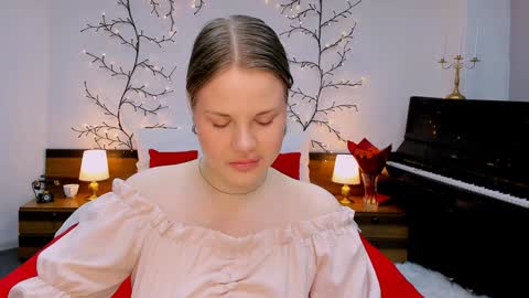 Kelly online show from 4, 2, 2025