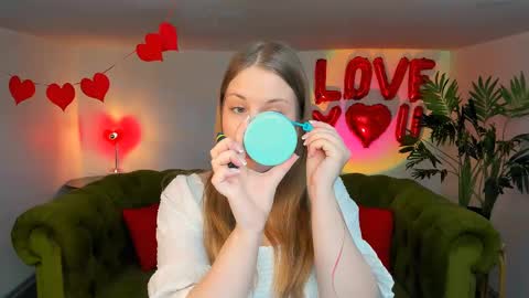 Kelly online show from 11, 3, 2025