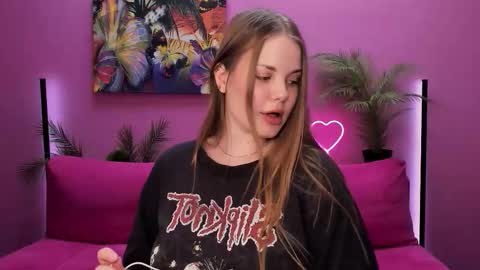 Kelly online show from 17, 10, 2025