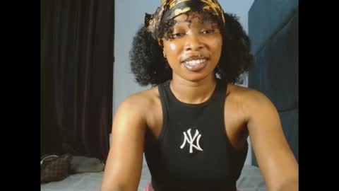 Snapshot of mimiluv6 chatting on 17, 11, 2025 mimi online show from 17, 11, 2025