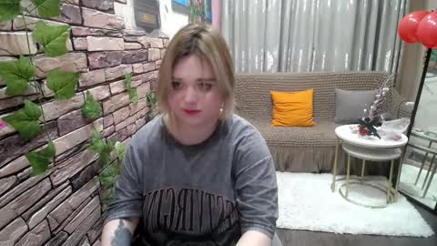 mimimishel_69 online show from 17, 2, 2025