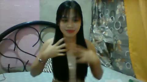 mimiyolove online show from 9, 2, 2025