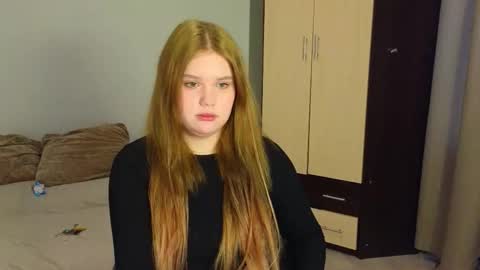 hi Im Mina  online show from 5, 2, 2026