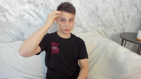 Snapshot of minato_kono chatting on 6, 2, 2025 minato_kono online show from 6, 2, 2025