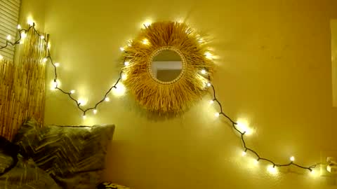 Mindy online show from 6, 11, 2025