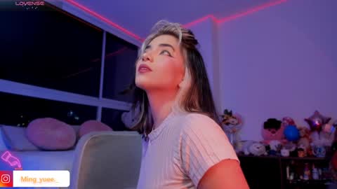 My name is Fer Nice to meet you  give it a thumbs up please its important online show from 25, 1, 2025