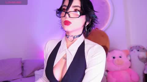 Snapshot of ming_yue_ chatting on 18, 2, 2026 My name is Fer Nice to meet you give it a thumbs up please its important online show from 18, 2, 2026