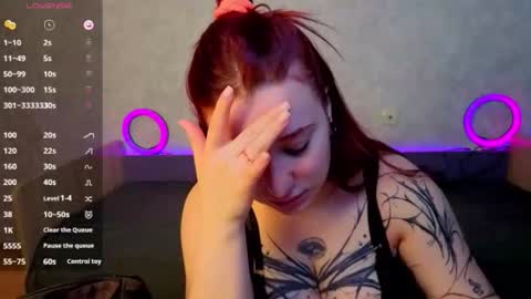 Snapshot of mini_lady2 chatting on 23, 10, 2025 Ruby online show from 23, 10, 2025