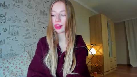 Snapshot of minidiva_ chatting on 16, 12, 2025 Amelia online show from 16, 12, 2025