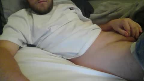 Snapshot of minnesotaguy2525 chatting on 21, 12, 2024 Minnesota Guy online show from 21, 12, 2024