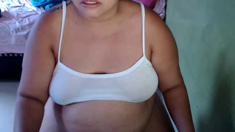 Snapshot of minnie_bbw69 chatting on 17, 2, 2025 Andrea online show from 17, 2, 2025