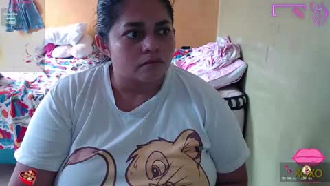 Snapshot of minnie_bbw69 chatting on 24, 10, 2025 Andrea online show from 24, 10, 2025