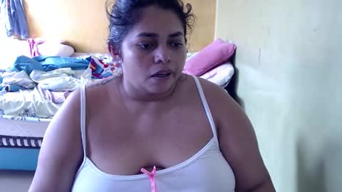 Snapshot of minnie_bbw69 chatting on 10, 11, 2025 Andrea online show from 10, 11, 2025