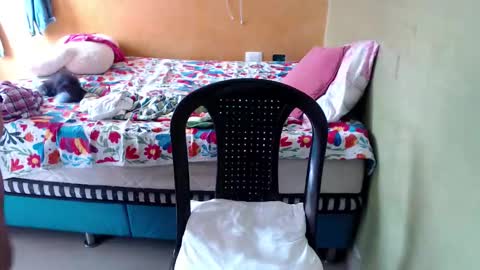 Snapshot of minnie_bbw69 chatting on 19, 11, 2025 Andrea online show from 19, 11, 2025