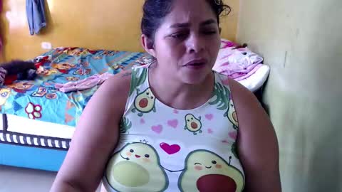 Snapshot of minnie_bbw69 chatting on 2, 12, 2025 Andrea online show from 2, 12, 2025