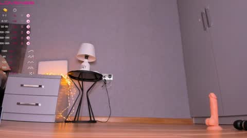 Snapshot of minnie_jin chatting on 5, 2, 2025 minnie_jin online show from 5, 2, 2025