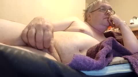 Stephano online show from 2, 3, 2025