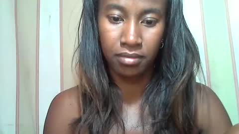 minouch211907 online show from 7, 3, 2025