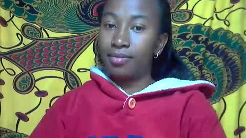 minouch211907 online show from 2, 10, 2025