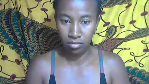 minouch211907 online show from 17, 10, 2025