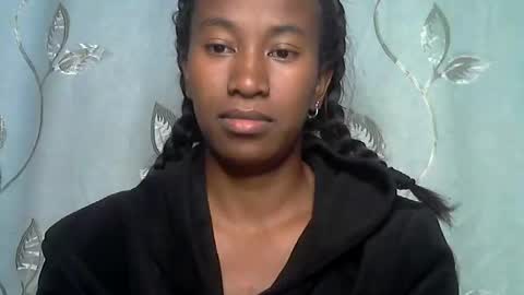 minouch211907 online show from 16, 4, 2026