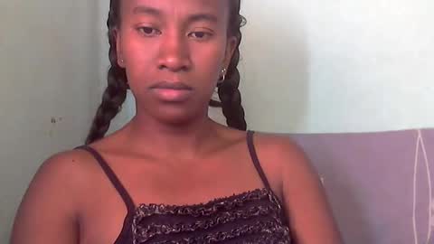 minouch211907 online show from 16, 5, 2026