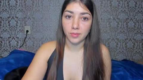 Snapshot of mira_bloempje chatting on 23, 9, 2025 Mira online show from 23, 9, 2025