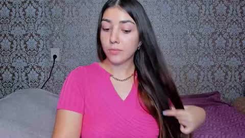 Snapshot of mira_bloempje chatting on 18, 10, 2025 Mira online show from 18, 10, 2025
