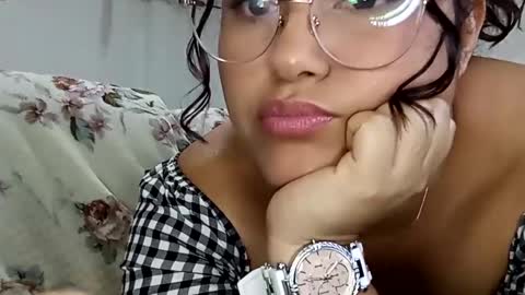 Snapshot of mira_cherry chatting on 18, 10, 2025 mira_cherry online show from 18, 10, 2025