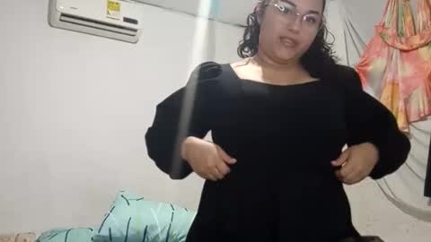 Snapshot of mira_cherry chatting on 19, 10, 2025 mira_cherry online show from 19, 10, 2025