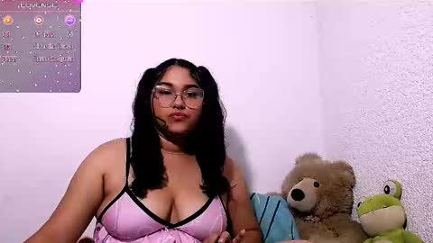 Snapshot of mira_cherry chatting on 13, 11, 2025 mira_cherry online show from 13, 11, 2025
