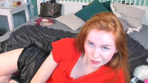 Snapshot of mira_glace chatting on 7, 2, 2025 Mira3 online show from 7, 2, 2025