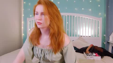 Snapshot of mira_glace chatting on 5, 3, 2025 Mira3 online show from 5, 3, 2025