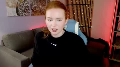 Snapshot of mira_glace chatting on 24, 10, 2025 Mira3 online show from 24, 10, 2025