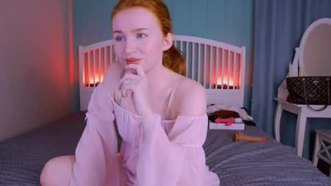 Snapshot of mira_glace chatting on 12, 11, 2025 Mira3 online show from 12, 11, 2025