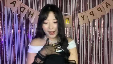 Snapshot of mirafloat chatting on 20, 10, 2025 mirafloat online show from 20, 10, 2025