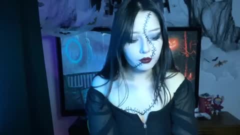 Snapshot of mirafloat chatting on 26, 10, 2025 mirafloat online show from 26, 10, 2025