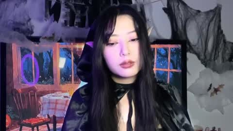 Snapshot of mirafloat chatting on 28, 10, 2025 mirafloat online show from 28, 10, 2025