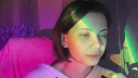 MiraLaPics online show from 4, 4, 2026