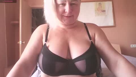 Snapshot of miranda_robinson chatting on 15, 6, 2026 Miranda online show from 15, 6, 2026