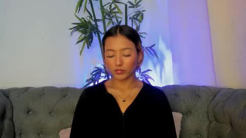 Snapshot of miranda_villa chatting on 15, 12, 2025 Miranda online show from 15, 12, 2025