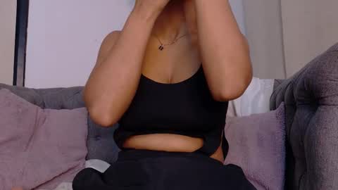 Snapshot of miranda_villa chatting on 19, 12, 2025 Miranda online show from 19, 12, 2025