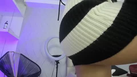 Snapshot of miranda_villa chatting on 9, 1, 2026 Miranda online show from 9, 1, 2026