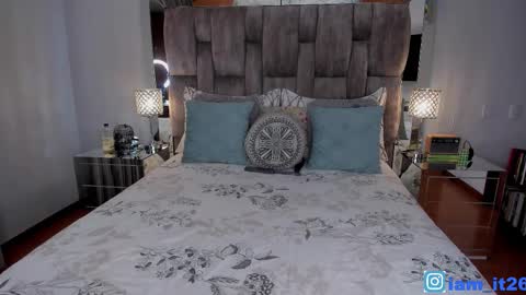 Snapshot of mirandacollins_ chatting on 4, 2, 2026 Miranda online show from 4, 2, 2026