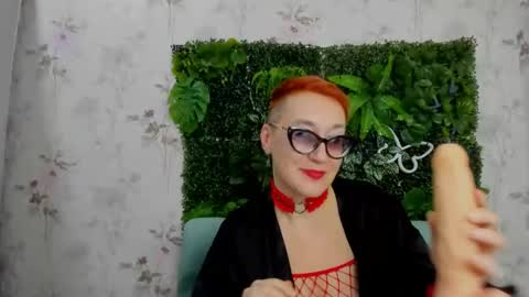 Snapshot of mirandagill chatting on 16, 12, 2024 mirandagill online show from 16, 12, 2024