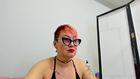 Snapshot of mirandagill chatting on 14, 1, 2025 mirandagill online show from 14, 1, 2025