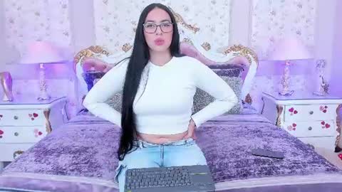 mirandanoah online show from 16, 6, 2026