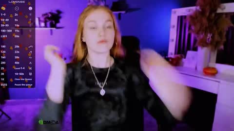 Snapshot of miriam_crazy chatting on 8, 9, 2025 miriam_crazy online show from 8, 9, 2025